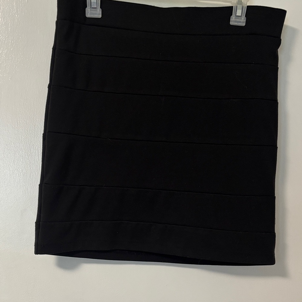 Black Bandage Mini Skirt - Classic Fitted Style